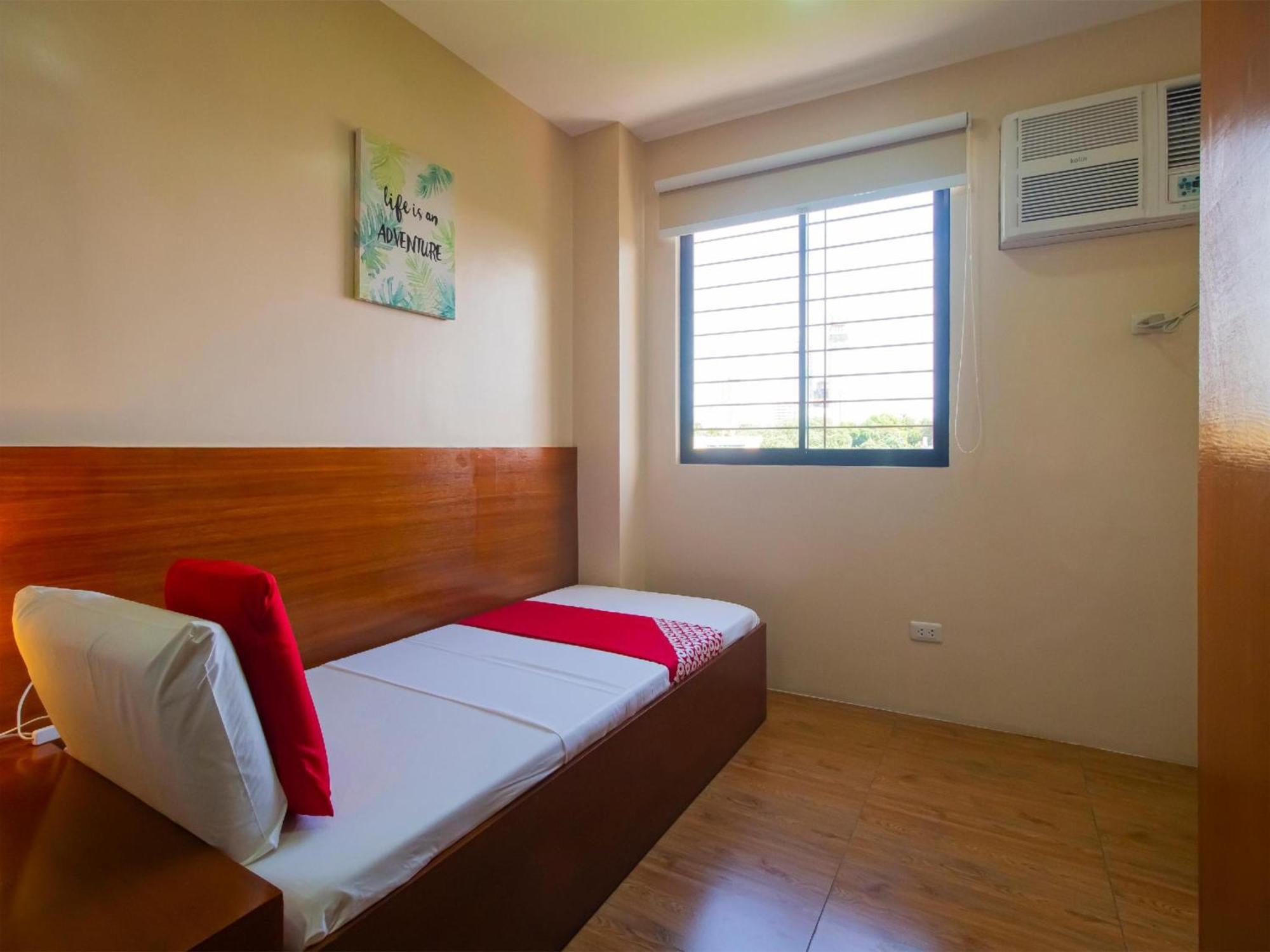 Super Oyo 832 The Teepee Place Hostel & Residence Inn سيبو المظهر الخارجي الصورة